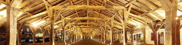 Les halles de nuit à Châtillon-sur-Chalaronne