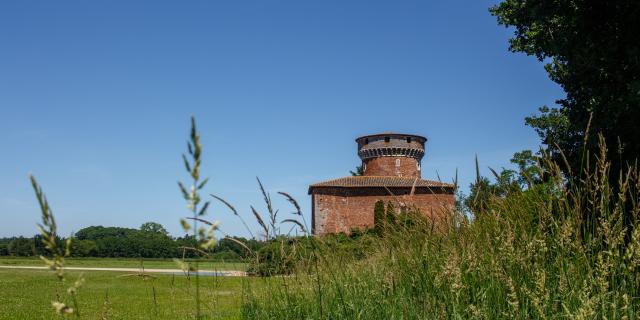 La Tour Du Plantay Dombes