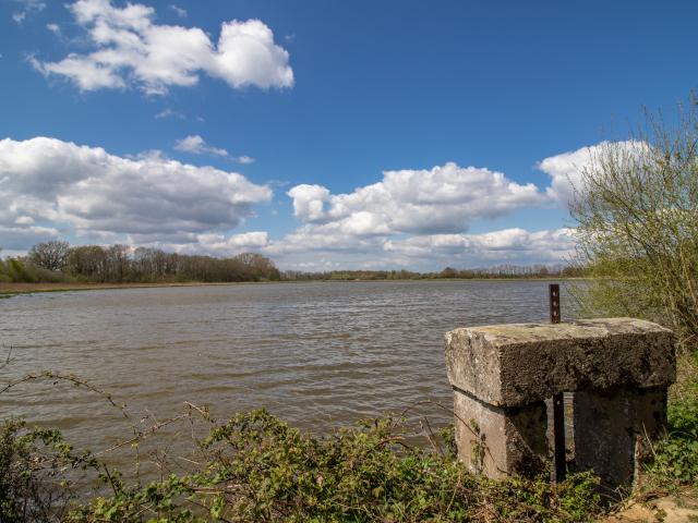 Circuit de randonnée proche de Lyon au bord des étangs