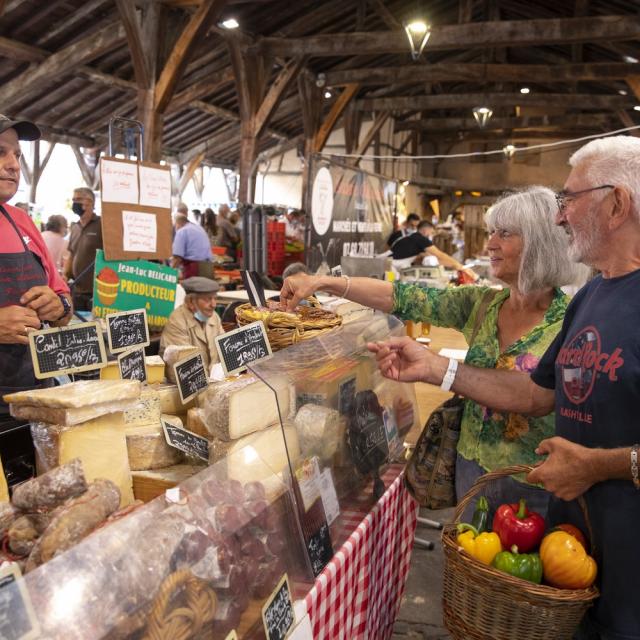 Marché de Chatillon-sur-Chalaronne, Ain.