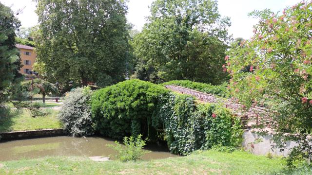 Pont En Pierre Clos Janin